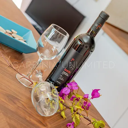 Violetta Nellie Sardinia Unlimited Willa