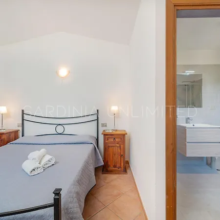 Violetta Nellie Sardinia Unlimited Willa